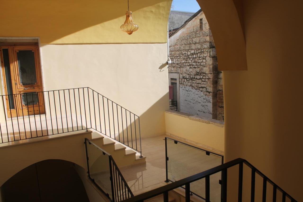 B&B Piazza Garibaldi Santeramo in Colle Extérieur photo